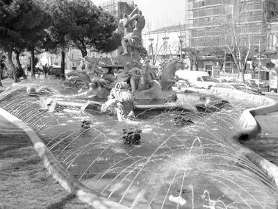 A large fountain marks the entrance to Catania’s train station.