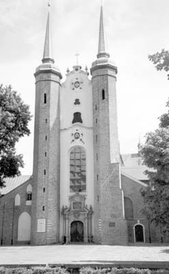 Organ concerts are given daily at the cathedral in Oliwa, Poland. 