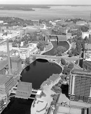 Tampere is located on a narrow strip between two lakes and bisected by the Tammerkoski Rapids. Photo courtesy of Tampere tourism