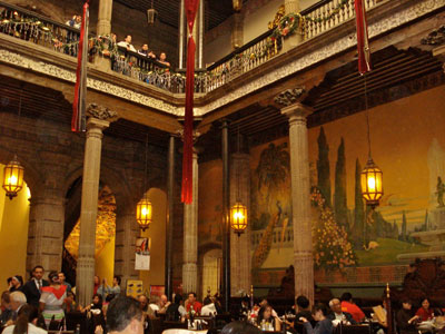 We had our Christmas Day meal inside La Casa de los Azulejos.