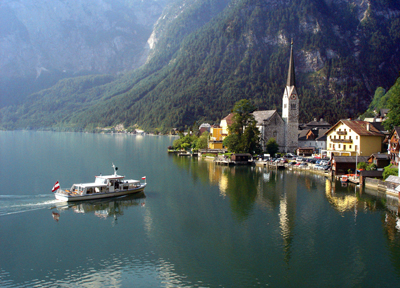 The lakeside hamlet of Hallstatt, in Austria’s mountainous Salzkammergut, is a picture-perfect place for a honeymoon.