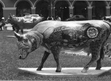 Colorful cow statues in Lima