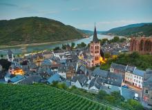 Bacharach (below its ruined chapel) on the Rhine River. Photo by Dominic Arizona Bonuccelli