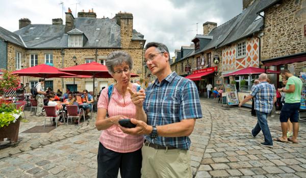 It’s easy to find Wi-Fi at cafés, transit hubs, tourist offices and public squares throughout Europe. Photo by Dominic Arizona Bonuccelli