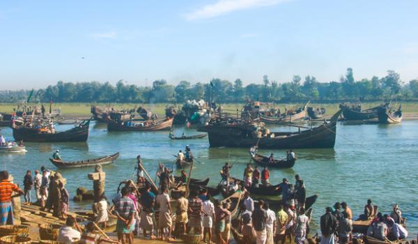 Fish market at Cox’s Bazar — Bangladesh. Photos by Edward J. Sullivan