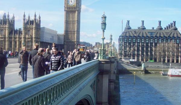 Looking over Westminster Bridge toward Big Ben — London. Photos: Keck