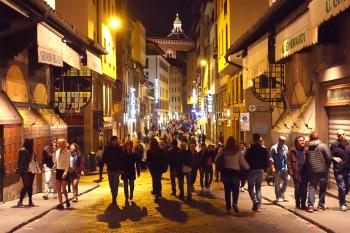 The passeggiata, Italy’s ritual evening promenade. Photo by Rick Steves