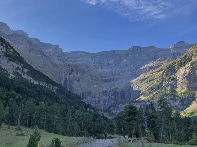 Path to Cirque de Gavarnie in the French Pyrénées. Photos by Marcia Reynolds